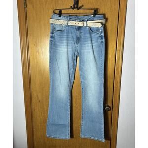 WallFlower Luscious Curvy Fit Bootcut Belted Jeans Women Junior Size 13 Regular